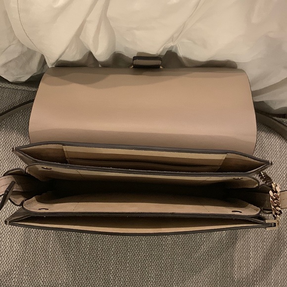 CHLOE Faye bag small in taupe. - Picture 5 of 10
